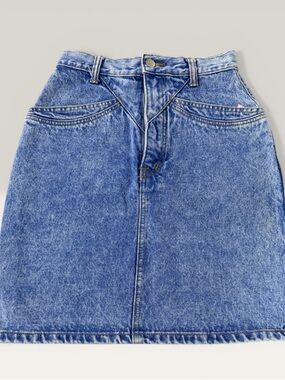 Nuovo Vintage Blue Denim A-Line Skirt